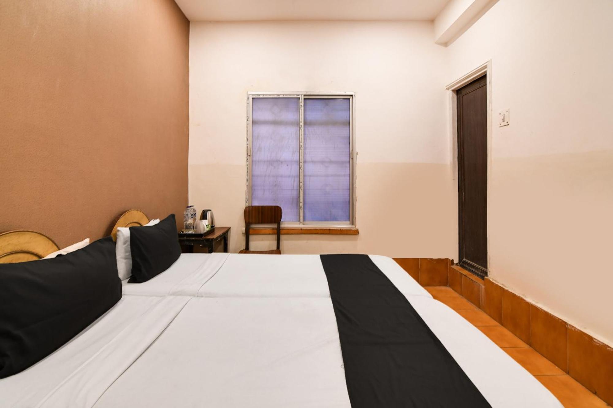 Hotel O Dinar Колката Екстер'єр фото
