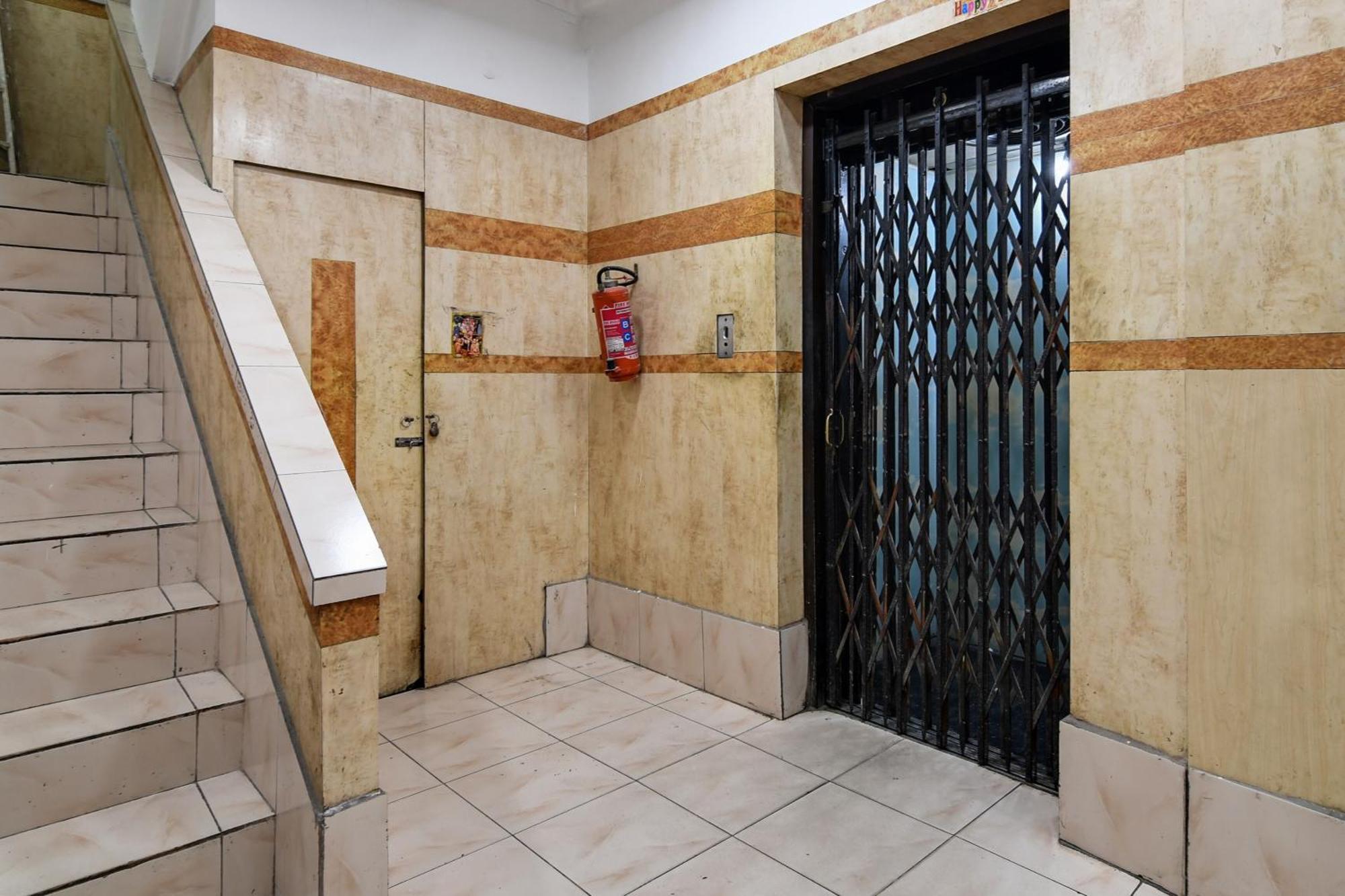 Hotel O Dinar Колката Екстер'єр фото